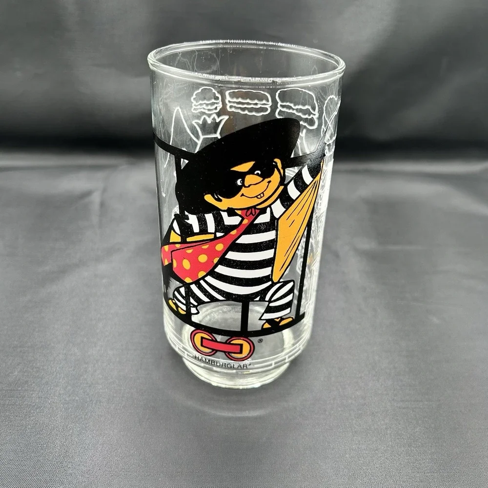 1977 McDonalds MCDONALDLAND ACTION‎ SERIES GLASSES HAMBURGLAR Tumbler 5.75